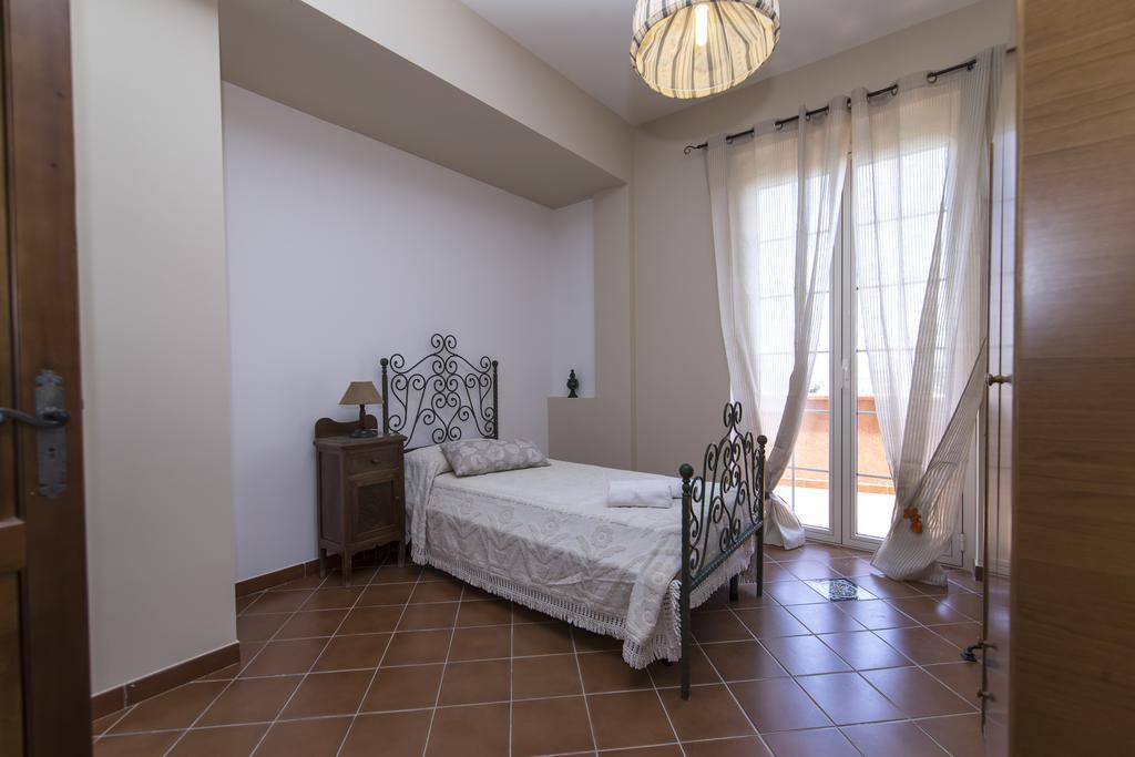 פאבארה Country Sicily Home מראה חיצוני תמונה