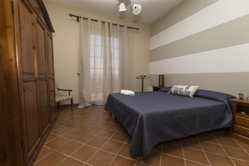 פאבארה Country Sicily Home מראה חיצוני תמונה